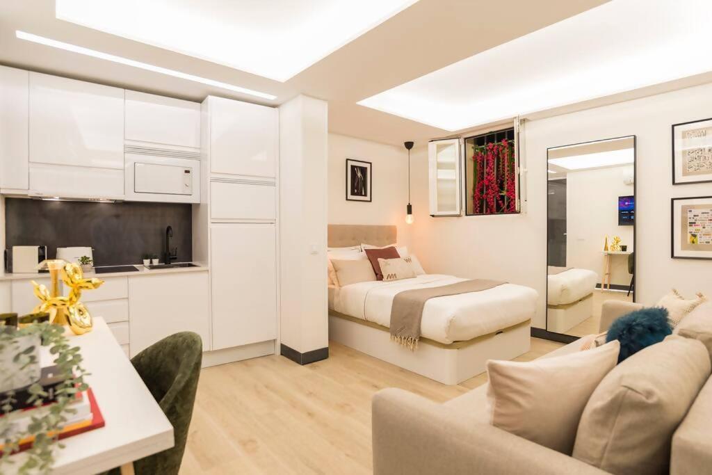 Plaza Cibeles Gran Viacolon Apartment Madrid